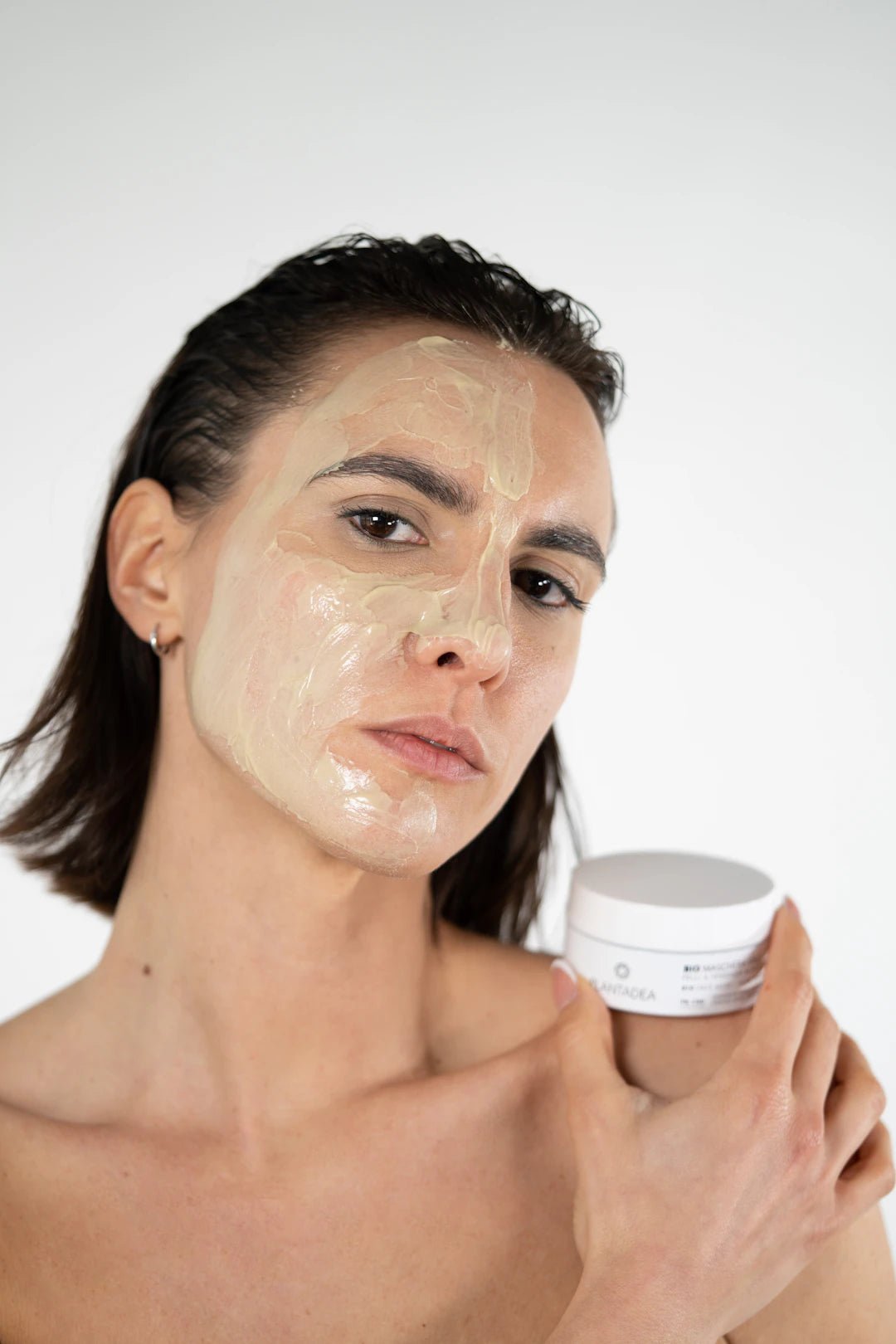 Le Fond de Teint Adaptable Pour les Peaux Sensibles - Hailey Beauty