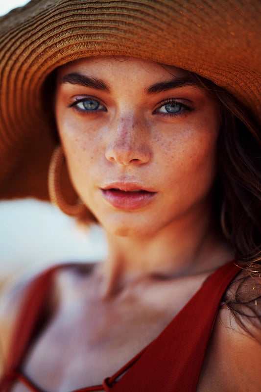 Secrets pour un Fond de Teint Résistant Cet Été - Hailey Beauty